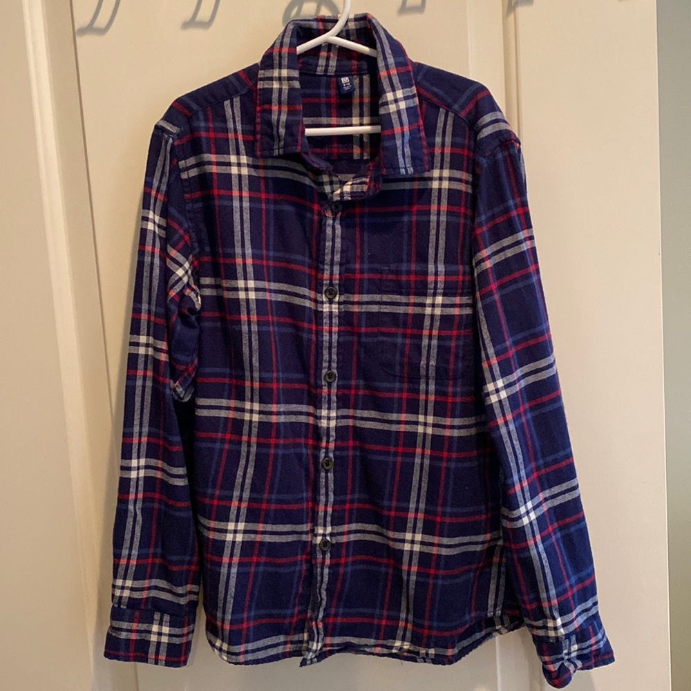 Uni Qlo Boy's flannel shirt, size 9-10